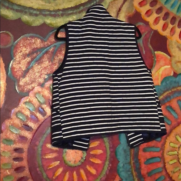 Striped vest - Picture 2 of 2